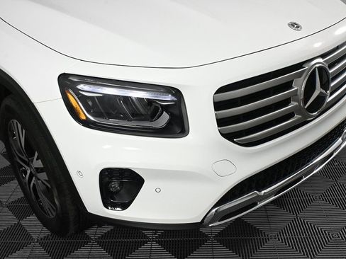Certified 2025 Mercedes-Benz GLB 250 image 35