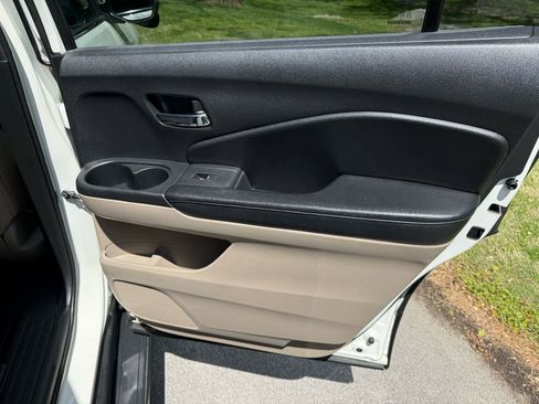 Used 2016 Honda Pilot EX-L image 37