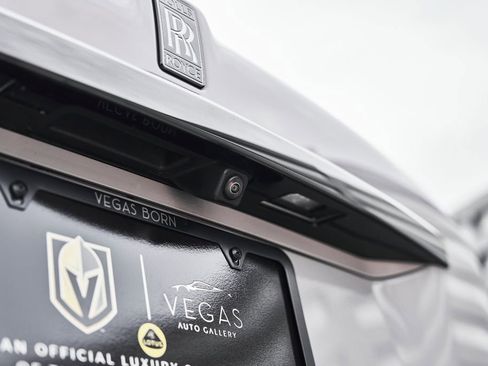 Used 2025 Rolls-Royce Cullinan Black Badge AWD/4WD image 14