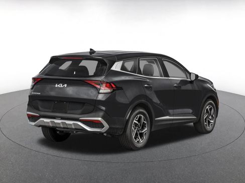 Used 2025 Kia Sportage LX FWD image 2