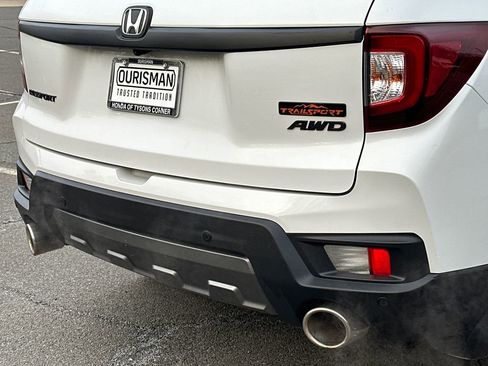 Used 2022 Honda Passport TrailSport image 5
