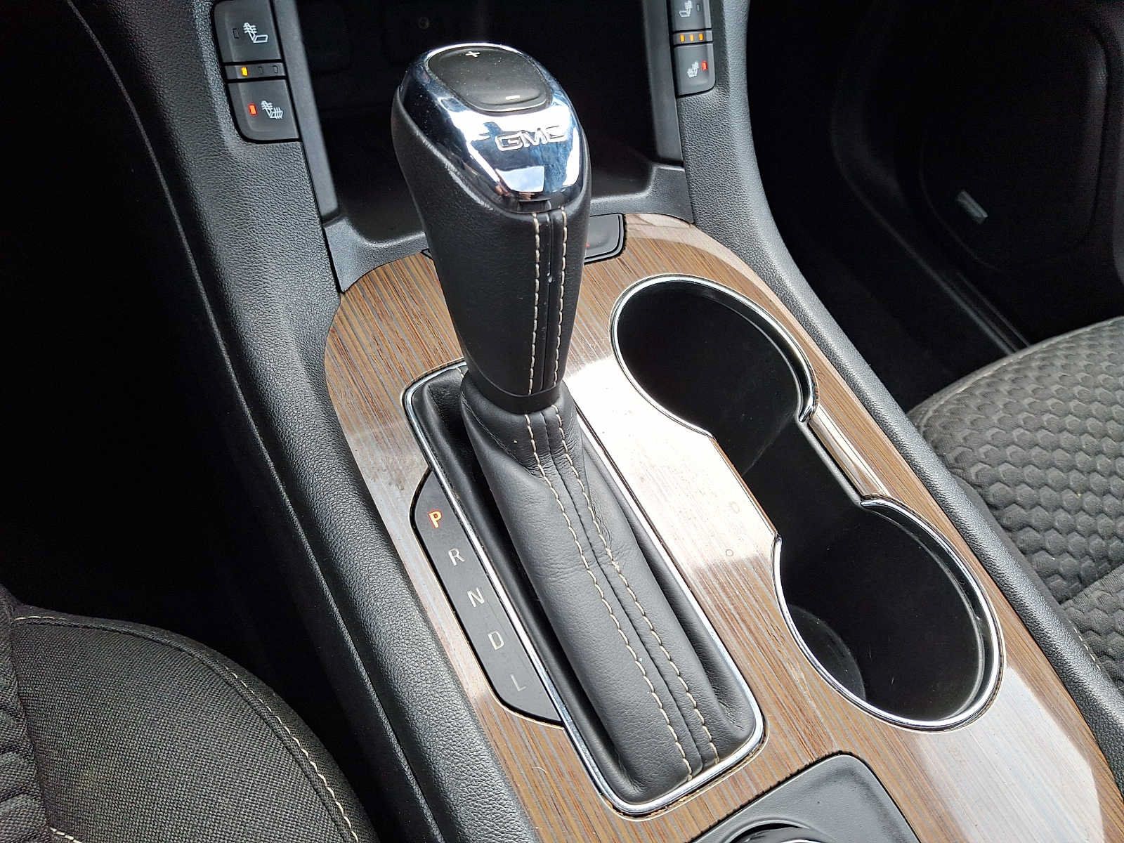 Used 2019 GMC Acadia SLE AWD/4WD image 16