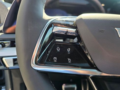 New 2026 Cadillac Optiq Luxury 2 AWD/4WD image 37