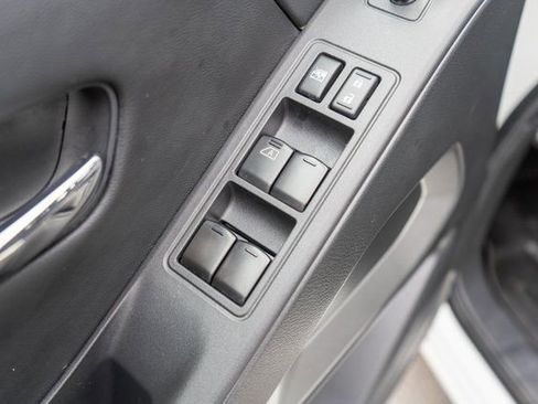 Certified 2025 Nissan Frontier SV AWD/4WD image 17