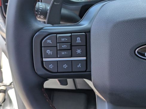 Used 2025 Ford F150 Raptor AWD/4WD image 17