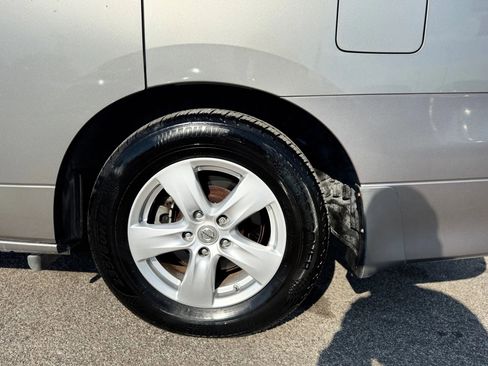 Used 2012 Nissan Quest SV image 11