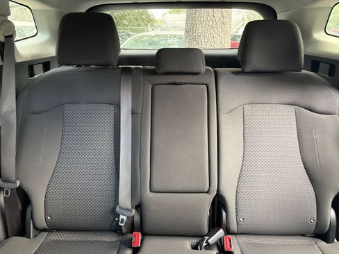 Used 2025 Kia Sportage LX FWD image 36