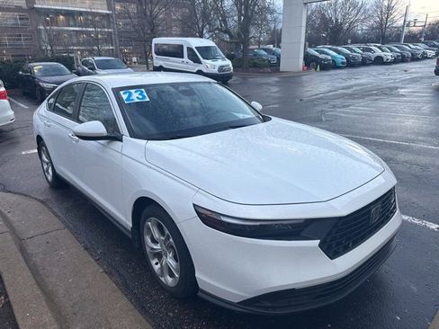 Certified 2023 Honda Accord LX image 5