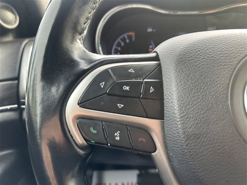 Certified 2021 Jeep Grand Cherokee Limited image 30