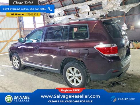 Used 2013 Toyota Highlander Plus image 3