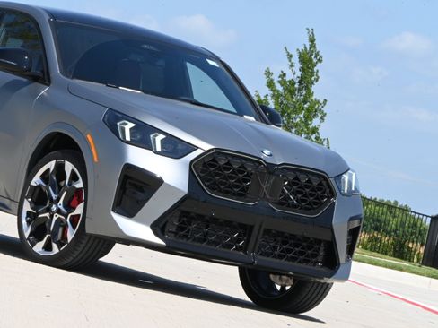 New 2026 BMW X2 xDrive28i AWD/4WD image 35