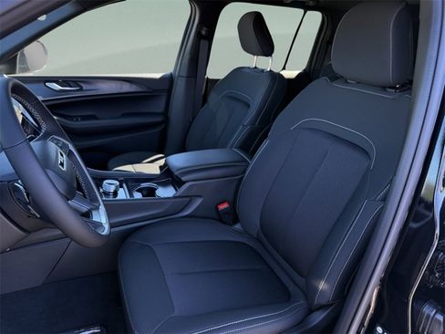 New 2025 Jeep Grand Cherokee Laredo w/ Luxury Tech Group I image 15