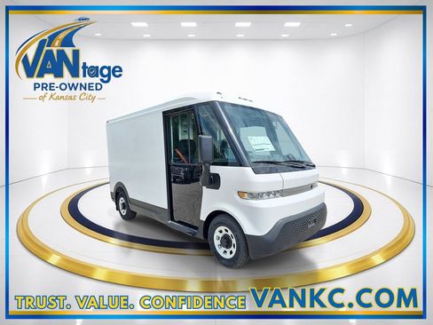 Used 2024 Chevrolet Brightdrop 400 w/ Commercial Equipment Package AWD/4WD image 3