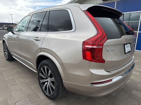 Certified 2023 Volvo XC90 B5 Plus image 4