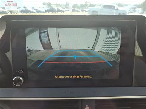 Certified 2023 Toyota Prius LE image 14