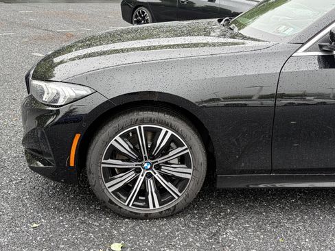 New 2026 BMW 330i xDrive Sedan w/ Premium Package AWD/4WD image 4