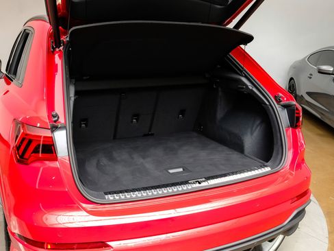 Used 2023 Audi Q3 2.0T Premium Plus w/ Premium Plus Package image 56