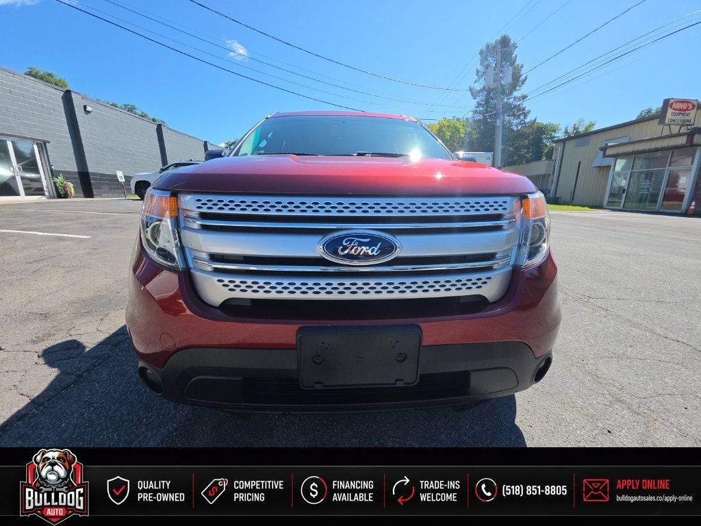 Used 2014 Ford Explorer XLT w/ Equipment Group 202A AWD/4WD image 2