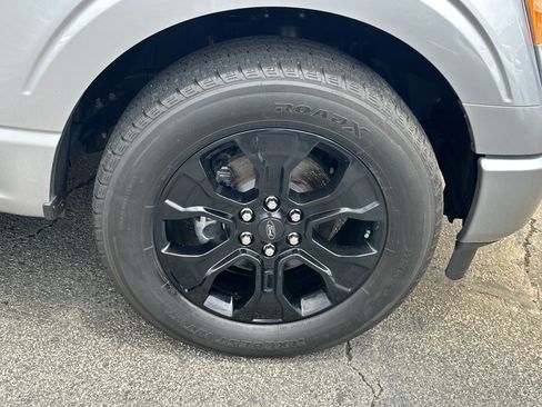 Used 2021 Ford F150 XL w/ STX Appearance Package RWD image 14