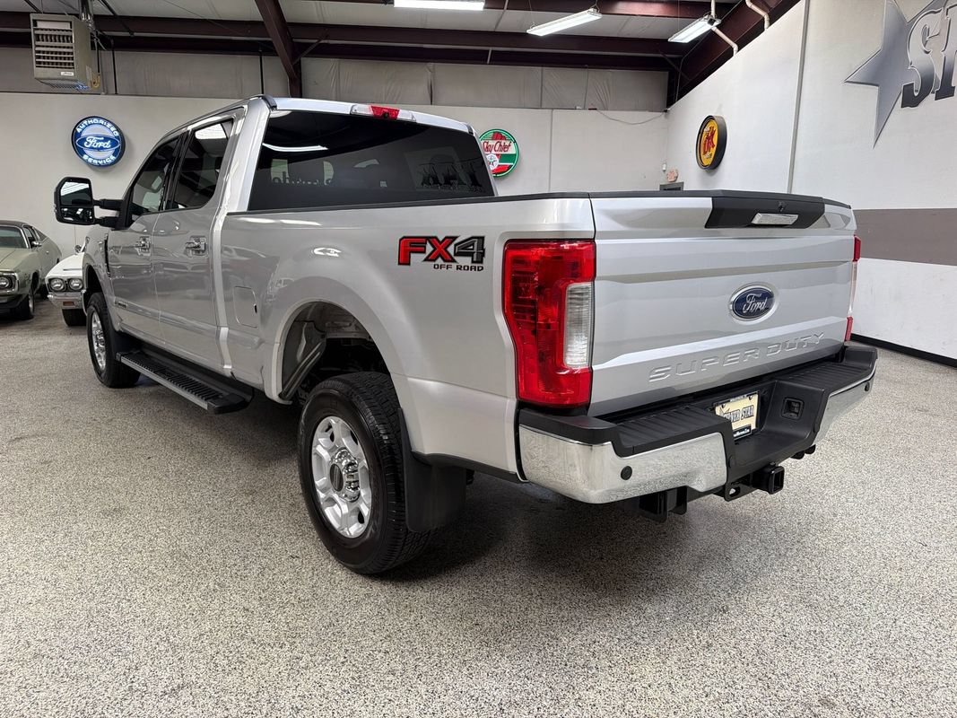 Used 2019 Ford F250 XLT w/ XLT Premium Package AWD/4WD image 5