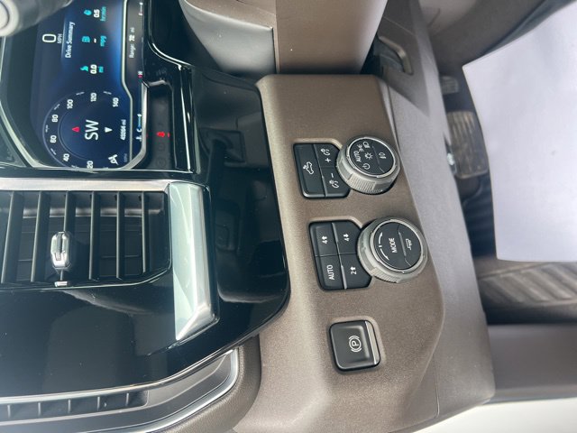 Used 2022 Chevrolet Silverado 1500 RST AWD/4WD image 29