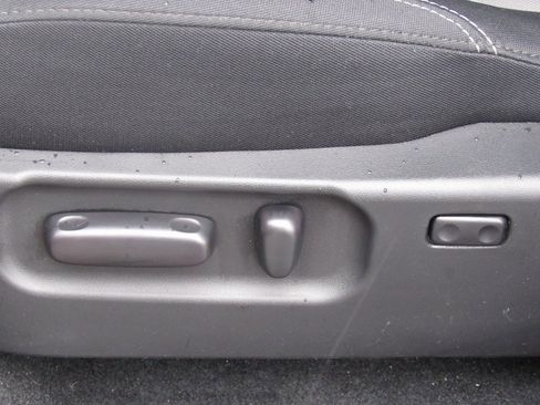 Certified 2023 Toyota Tacoma TRD Off-Road image 15