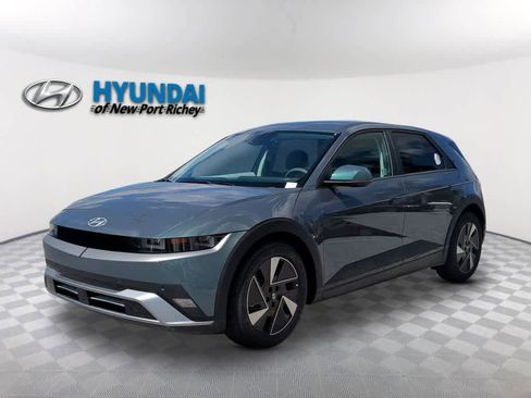 New 2026 Hyundai Ioniq 5 SEL RWD image 1