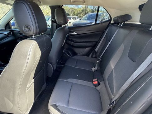 Used 2023 Buick Encore GX Preferred w/ Cold Weather Comfort Package image 11