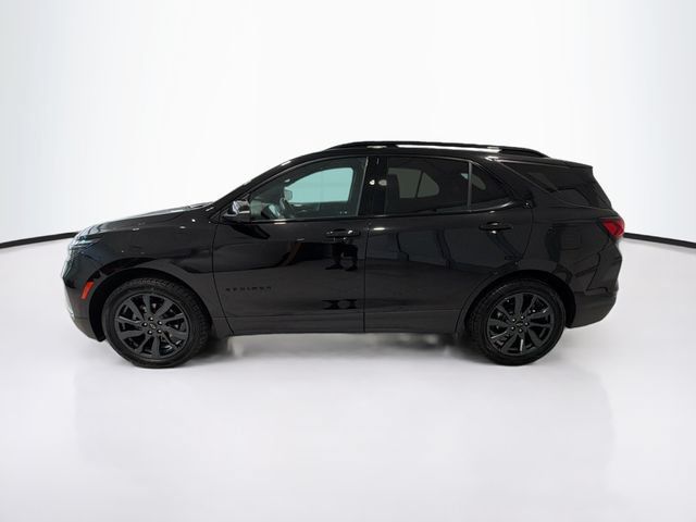 Used 2023 Chevrolet Equinox RS w/ RS Leather Package AWD/4WD image 4