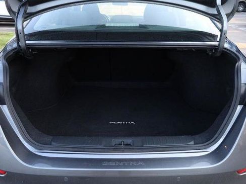Certified 2025 Nissan Sentra SV FWD image 7