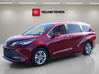 Certified 2021 Toyota Sienna Limited