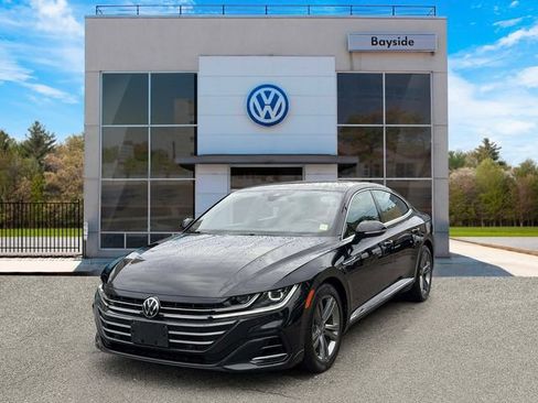 Used 2023 Volkswagen Arteon SE FWD image 4