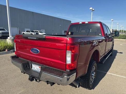 Used 2019 Ford F350 Lariat w/ Lariat Value Package AWD/4WD image 9