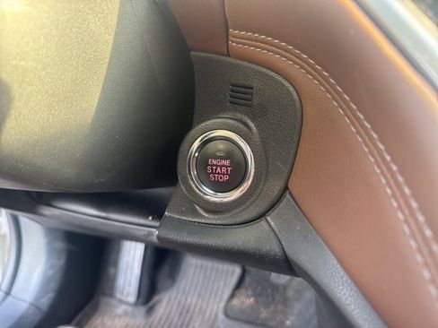 Used 2021 Subaru Outback Touring XT image 26