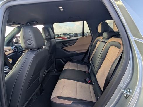 New 2026 Chevrolet Equinox ACTIV w/ Convenience Package III FWD image 8