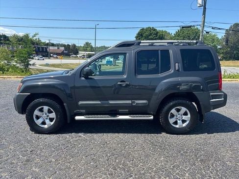 Used 2013 Nissan Xterra S w/ Value Package AWD/4WD image 4