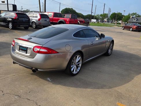 Used 2011 Jaguar XK Coupe image 4