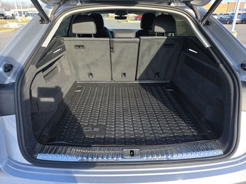 Used 2020 Audi Q8 Premium Plus w/ Premium Plus Package image 13