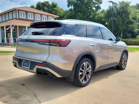 Used 2023 INFINITI QX60 Luxe w/ Cargo Package FWD image 10