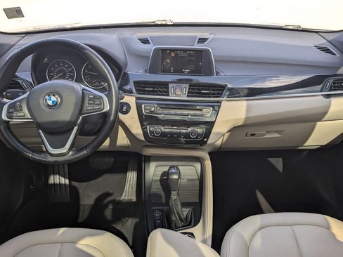 Used 2017 BMW X1 xDrive28i AWD/4WD image 19