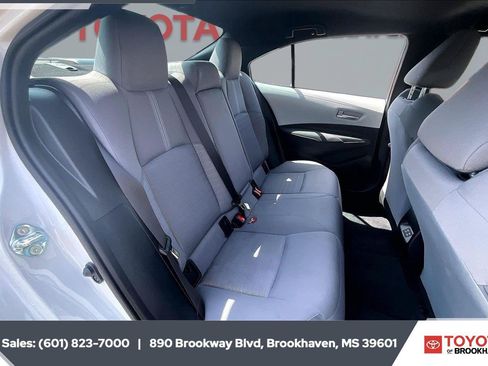 Used 2025 Toyota Corolla SE FWD image 20