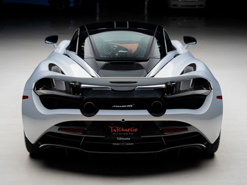 Used 2018 McLaren 720S image 25