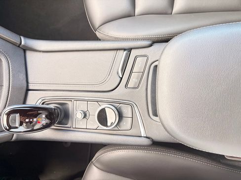 Used 2022 Cadillac XT5 Luxury FWD image 14