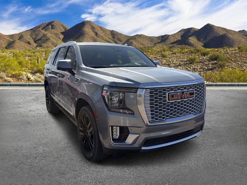 Used 2023 GMC Yukon Denali w/ Max Trailering Package AWD/4WD image 3