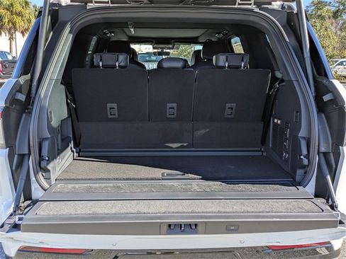 New 2025 Lincoln Navigator Reserve w/ Jet Appearance Package image 12