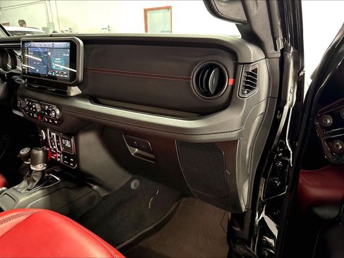 Used 2024 Jeep Wrangler Unlimited Rubicon 392 w/ Dual Door Group (Lowers Only) AWD/4WD image 17