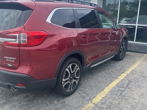 Used 2023 Subaru Ascent Limited AWD/4WD image 3