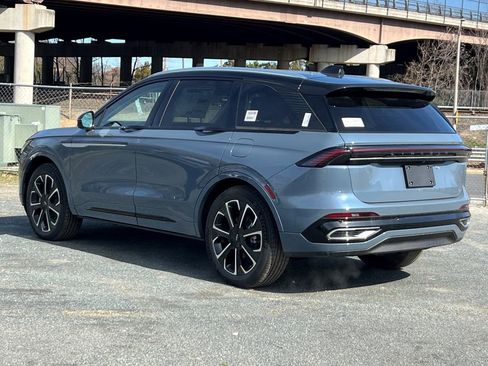 New 2026 Lincoln Nautilus Reserve AWD/4WD image 3