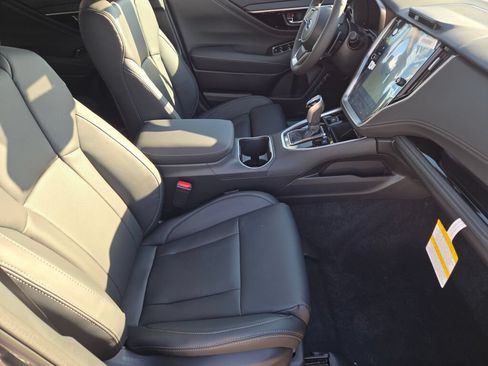 Used 2025 Subaru Outback Touring XT AWD/4WD image 7