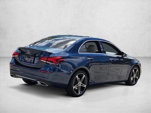 Used 2021 Mercedes-Benz A 220 image 5